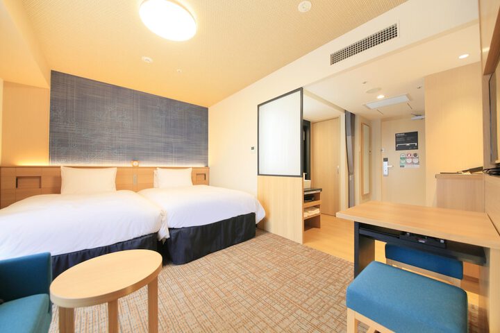 Room 14 of 43
