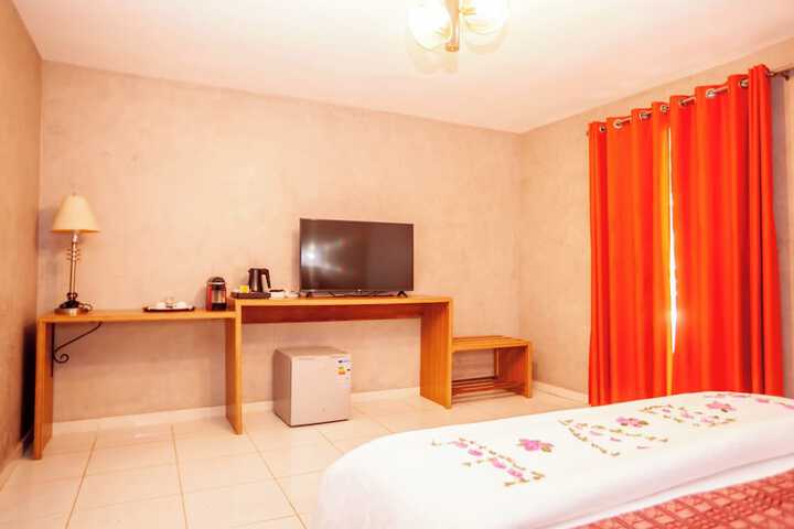Room 21 of 35