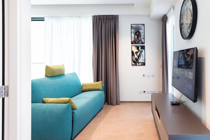 Room 8 of 42