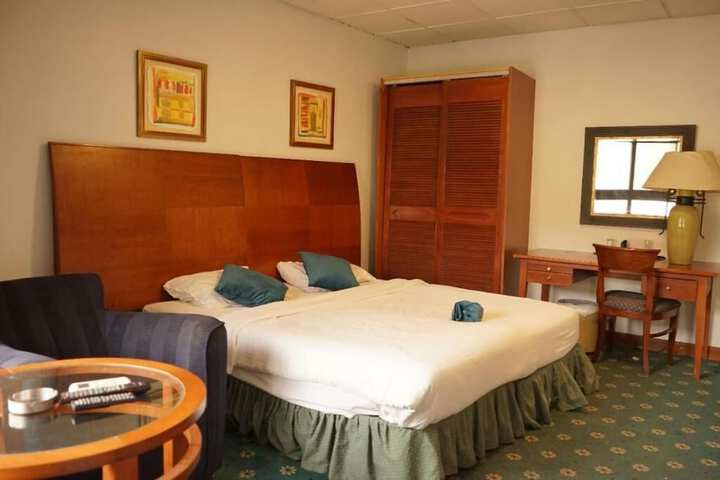Room 7 of 49