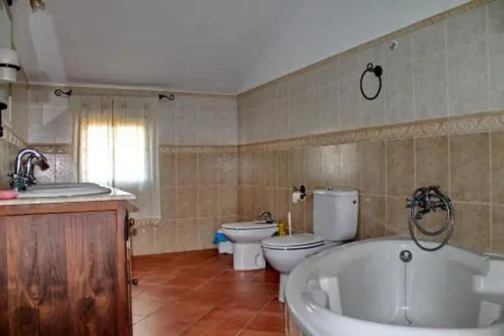 Room 7 of 23