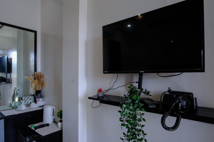 Room 64 of 143