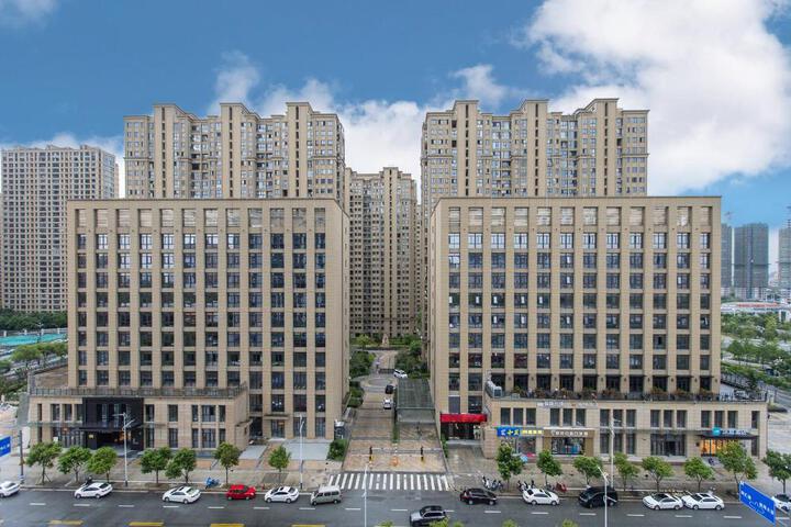 Photo of Hanting Hotel Wenzhou Ouhai District Government