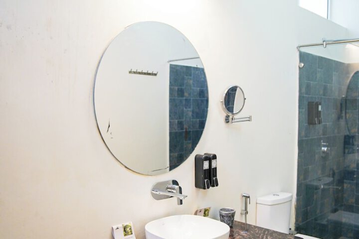Room 38 of 59