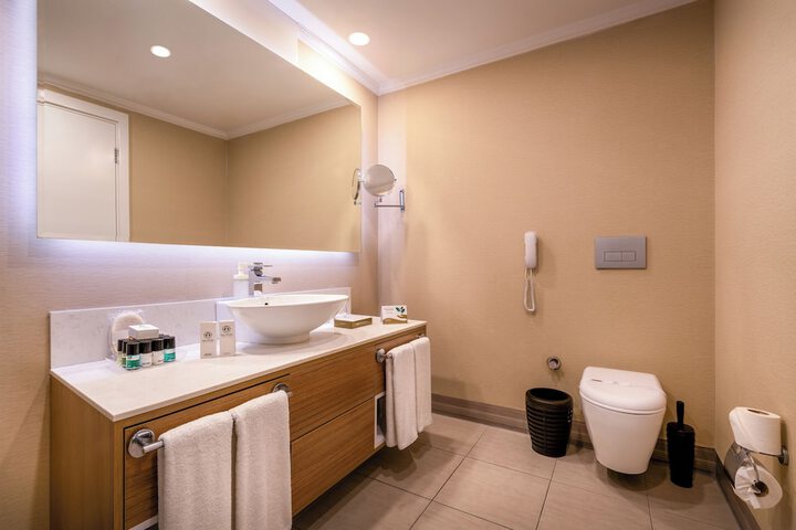 Clean Restrooms