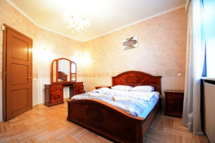 Room 67 of 203