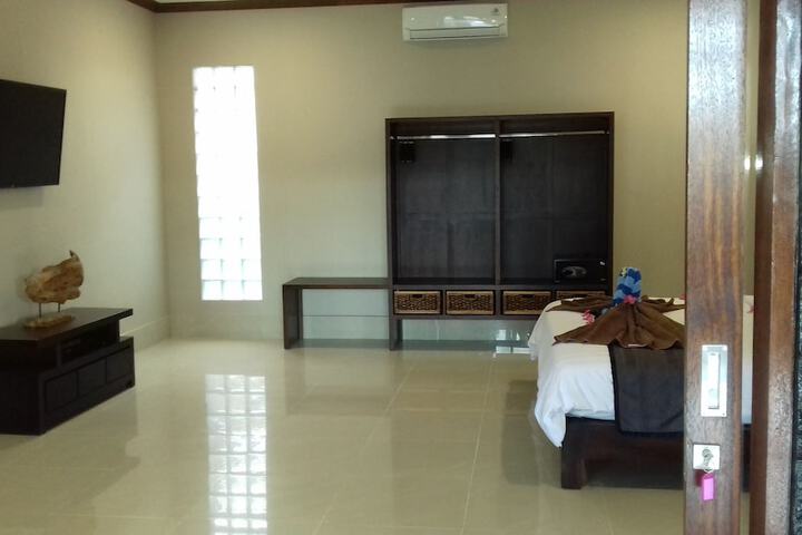 Room 21 of 51