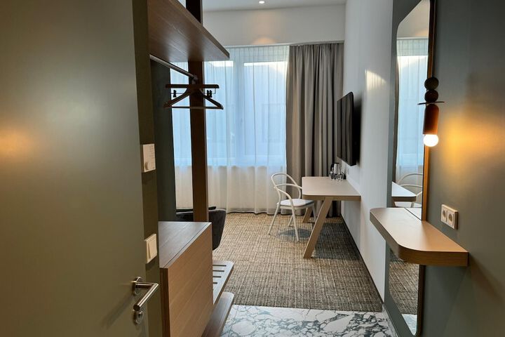 Room 29 of 72