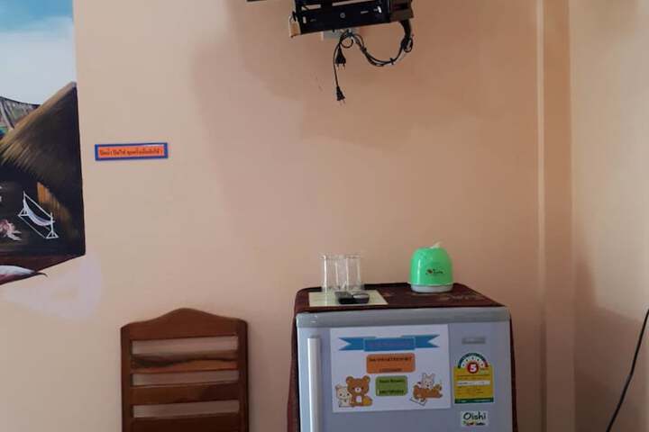Room 18 of 23