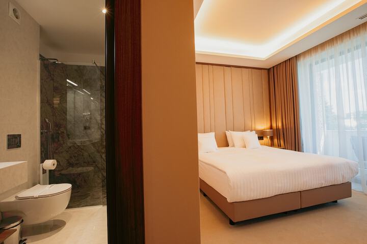 Room 18 of 51