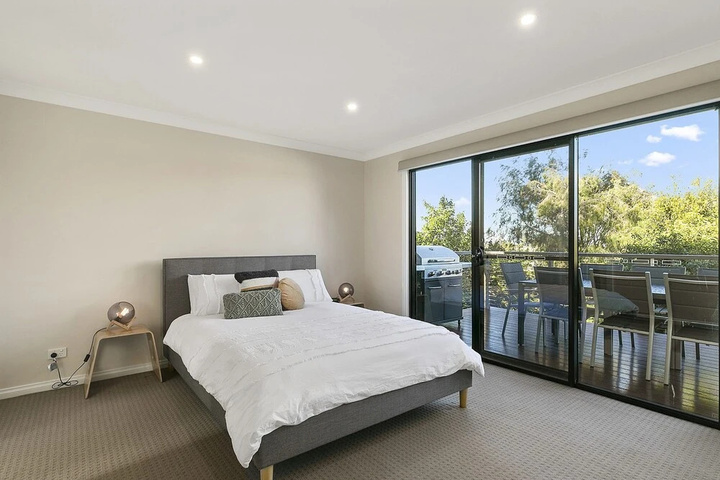 Room 2 of 12