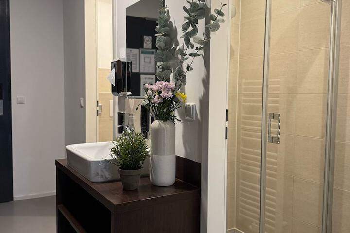 Room 46 of 72