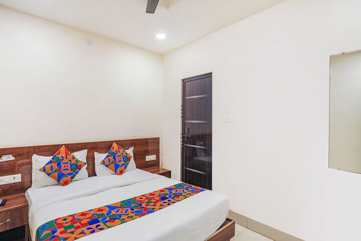 Room 15 of 24