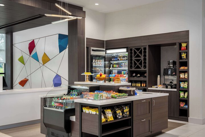 Snack bar