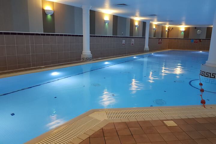 Pool Hotel