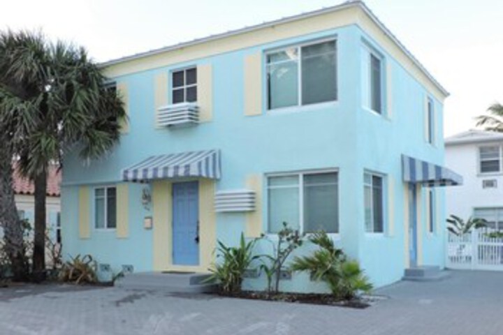 Ocean View 2 / 1 for 8 1/2 Block to Beach With Patio