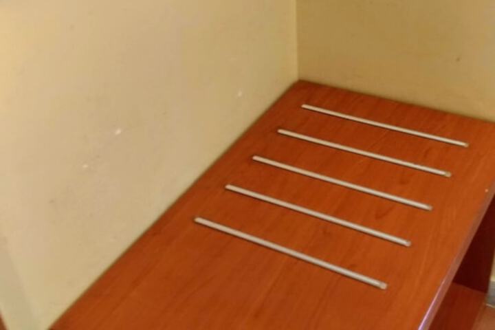 Room 17 of 43