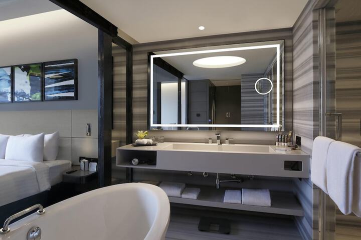 Room 20 of 68