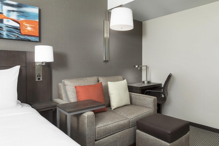 Room 12 of 43