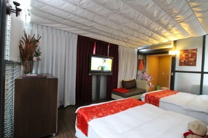 Hotel 13 of 115