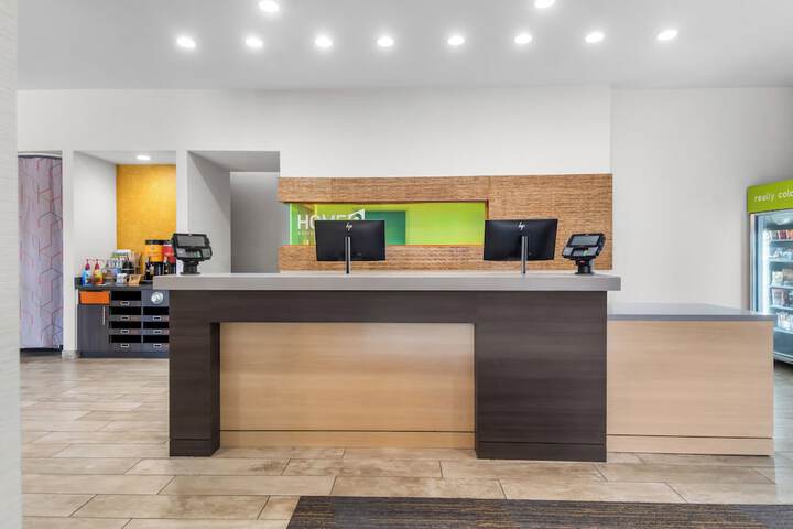 Hotel Interior 4 of 57