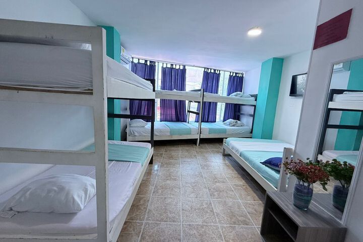 Room 11 of 12