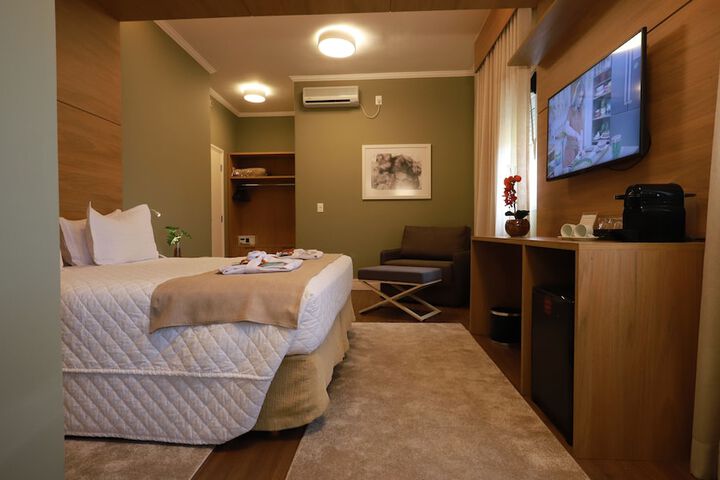 Room 8 of 55