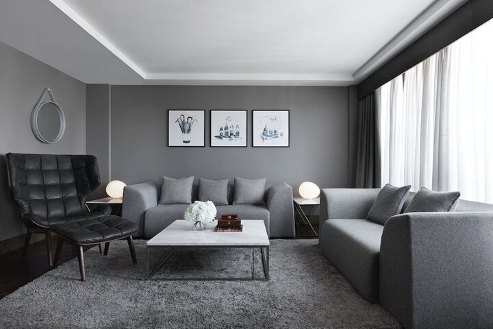 Room 4 of 140