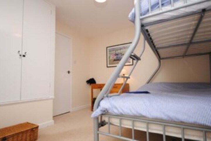 Room 15 of 36