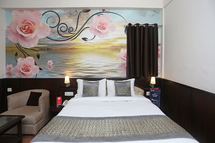 Room 16 of 19
