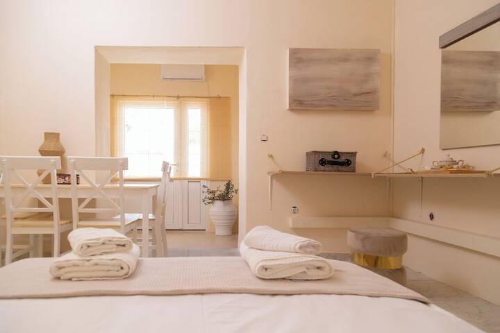 Room 6 of 51