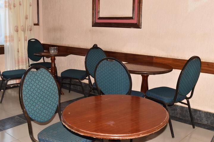 Ibis 2000 Hotel Karatina
