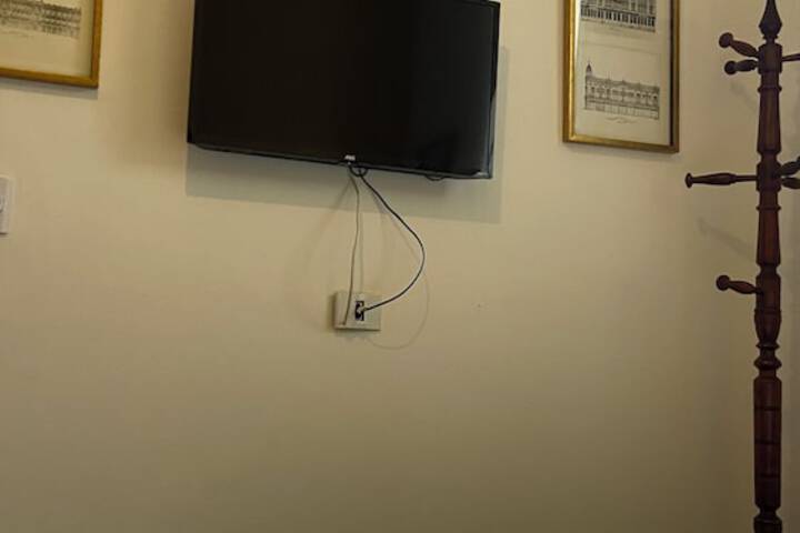 Room 40 of 83