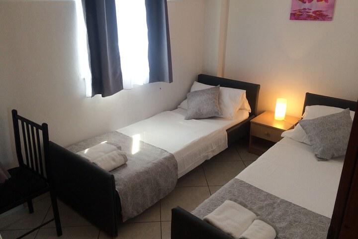 Room 18 of 65