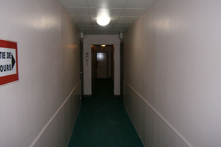 Ballroom/Hall 24 of 27