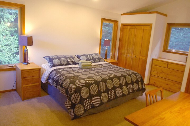Room 5 of 46