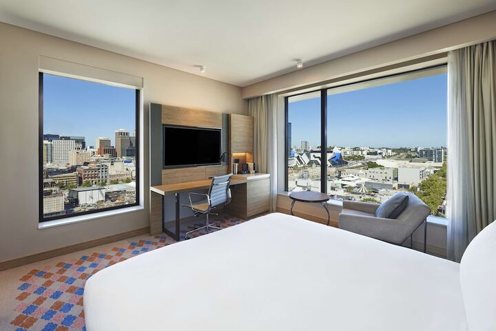 Room 20 of 53