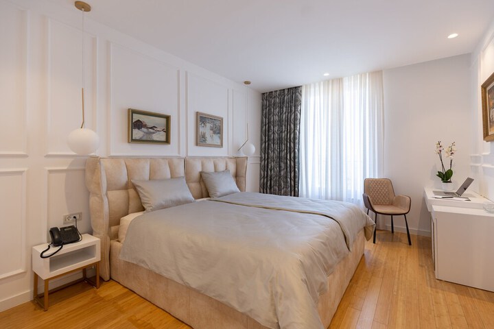 Room 20 of 81