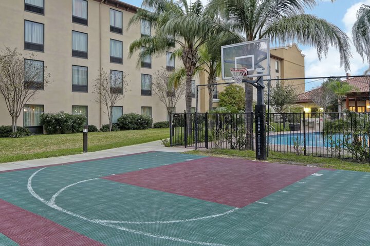 Sport court