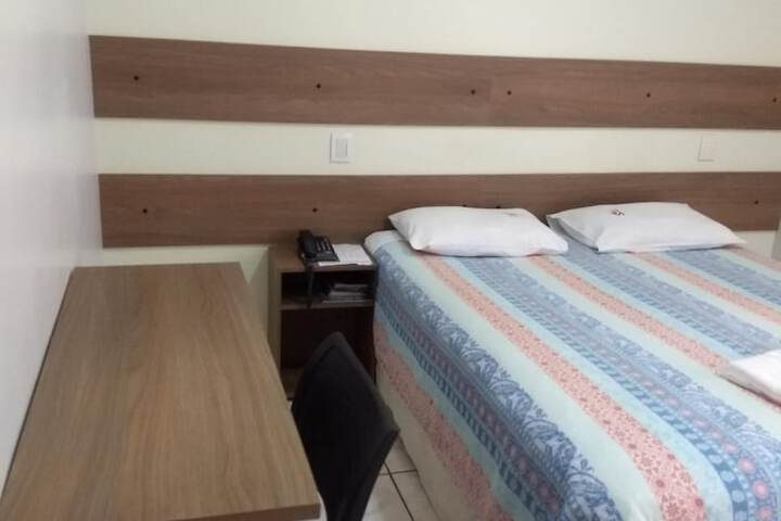Room 17 of 39