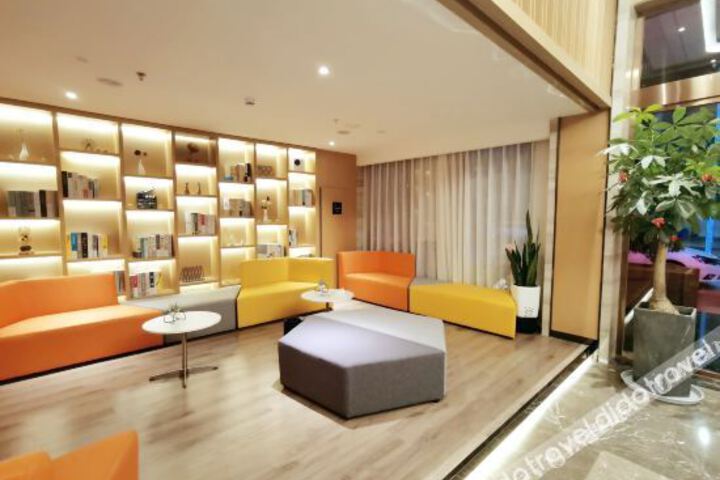 Hotel Interior 5 of 13