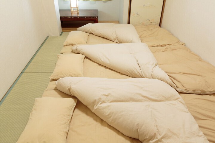 Room 25 of 84