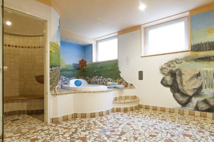 Room 15 of 25