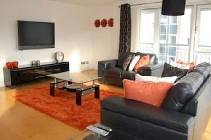 Shaw Crescent