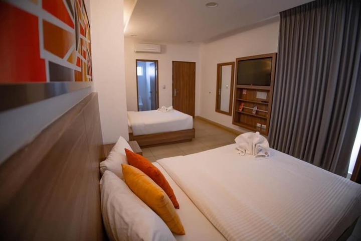 Room 2 of 12