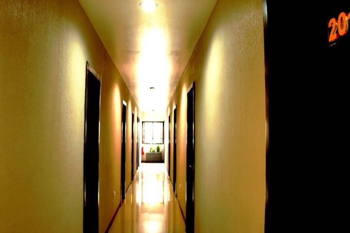 Ballroom/Hall 26 of 31