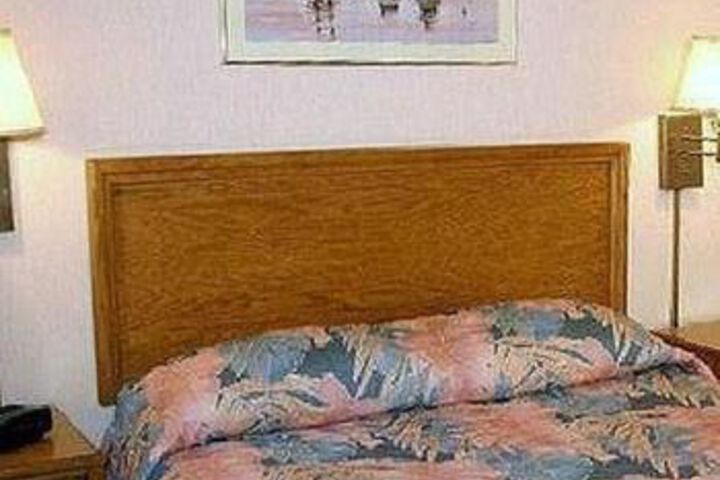 Room 36 of 43