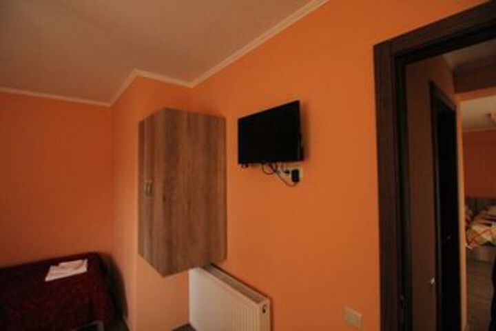 Room 26 of 31