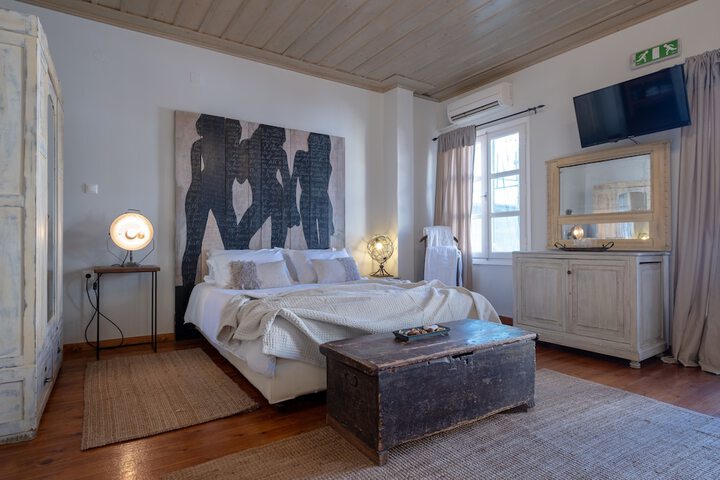 Room 45 of 111