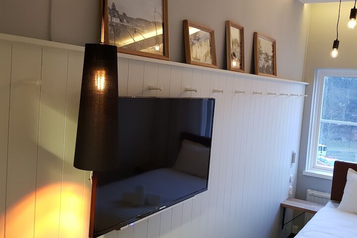 Room 6 of 48